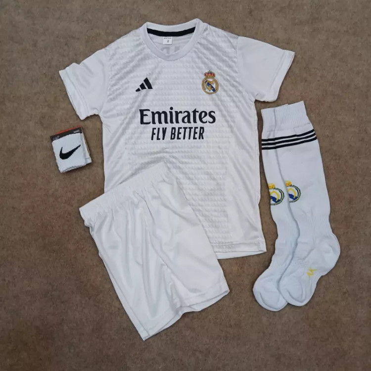 خرید ست پنج تکه باشگاهی رئال مادریدبچگانه امباپه