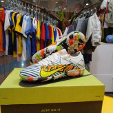 خرید کفش جورابی استوک ریز