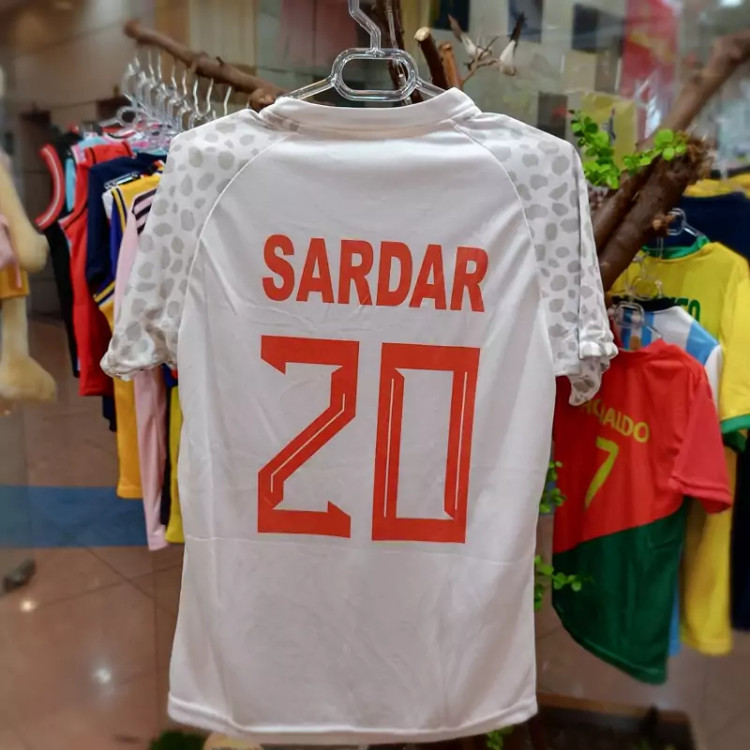 خرید ست ورزشی تیم ملی ایران، سردار آزمون