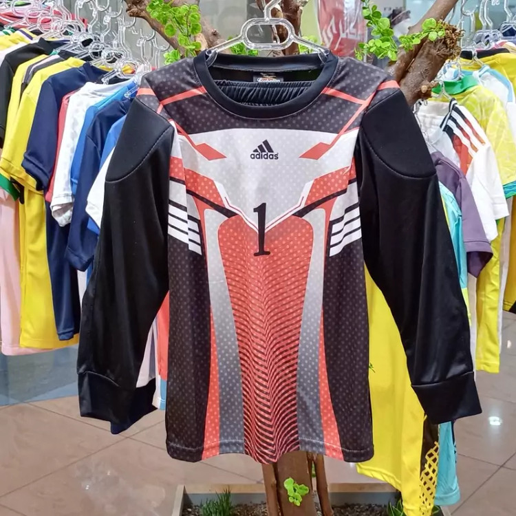 خرید ست ورزشی پیراهن شورت گلری بچگانه