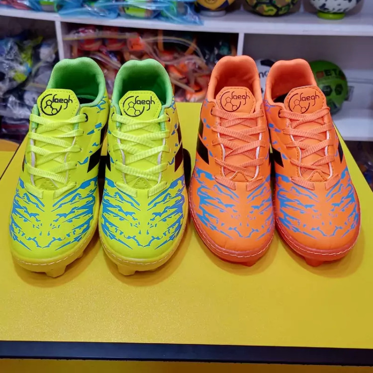 خرید کفش چمنی