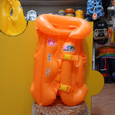 خرید جلیقه نجات بچگانه در سه سایز