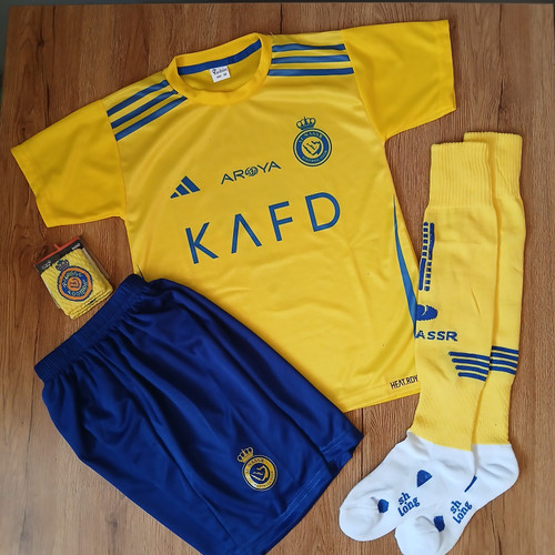 خرید ست پنج تکه لباس ورزشی بچگانه باشگاهی النصر رونالدو