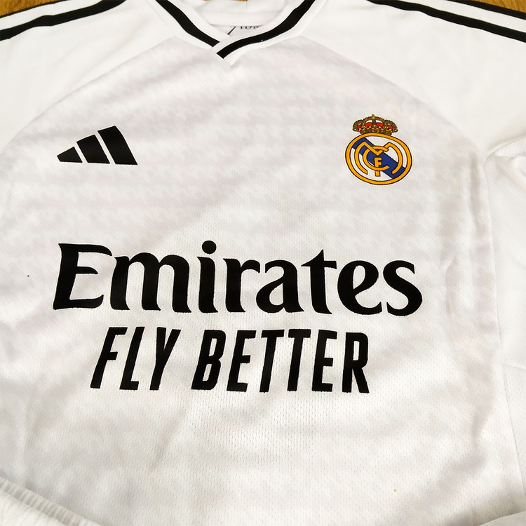 ست فوتبالی باشگاهی رئال مادرید