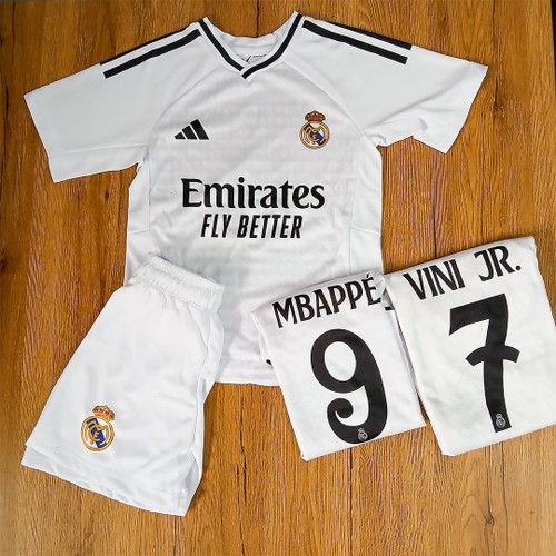 ست فوتبالی باشگاهی رئال مادرید